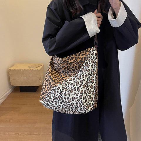 Leopard Adjustable Strap Shoulder Bag