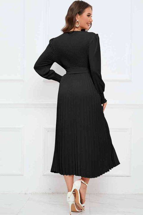 Round Neck Pleated Dress